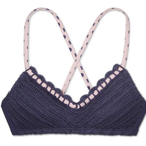 Xhilaration NWT Crochet Scallop Edge Halter Bikini Top Size XS Junior - Picture 10 of 12